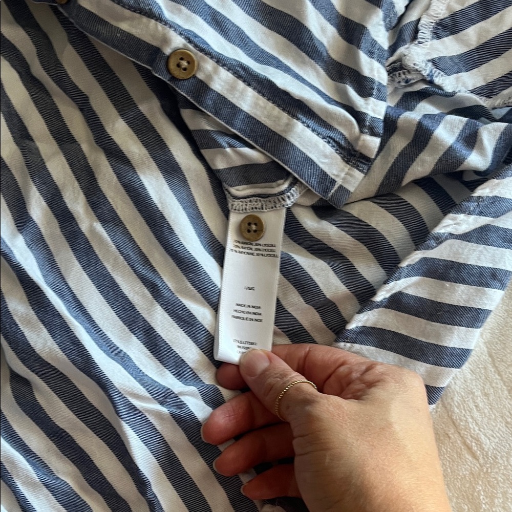 Beachlunchlounge Navy and White Striped Top - Picture 3 of 3